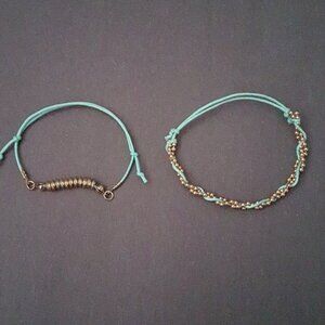Adjustable bracelet set Free With Purchase